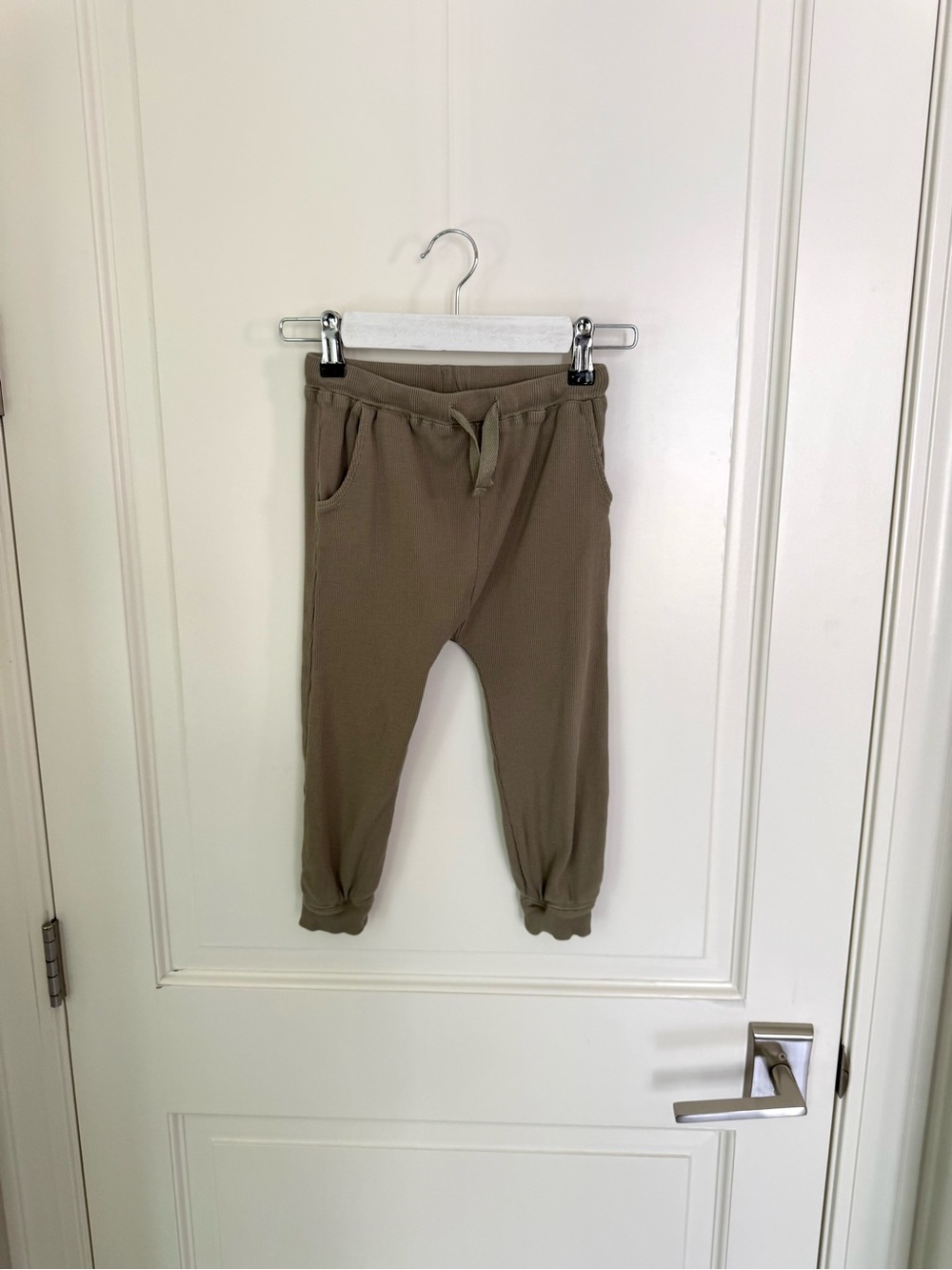 Makemake Organics Sage Green Ribbed Harem Joggers Pants size 5-6 Kids 5T 6